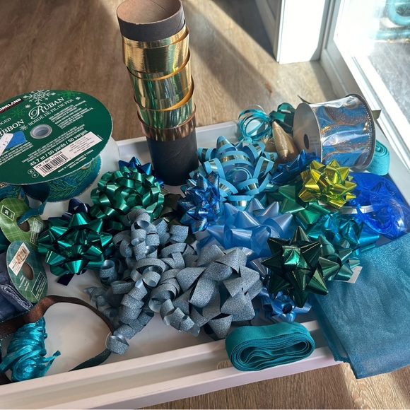 Peacock Theme Blue & Teal Gift Bows  Variety Pack for Gift/Party Decorations - Picture 3 of 12